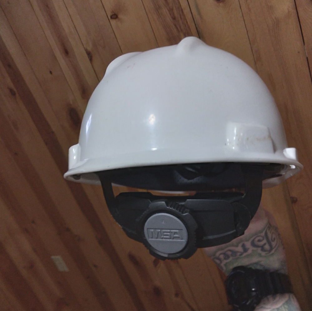 Hard Hat - Picture 4 of 7